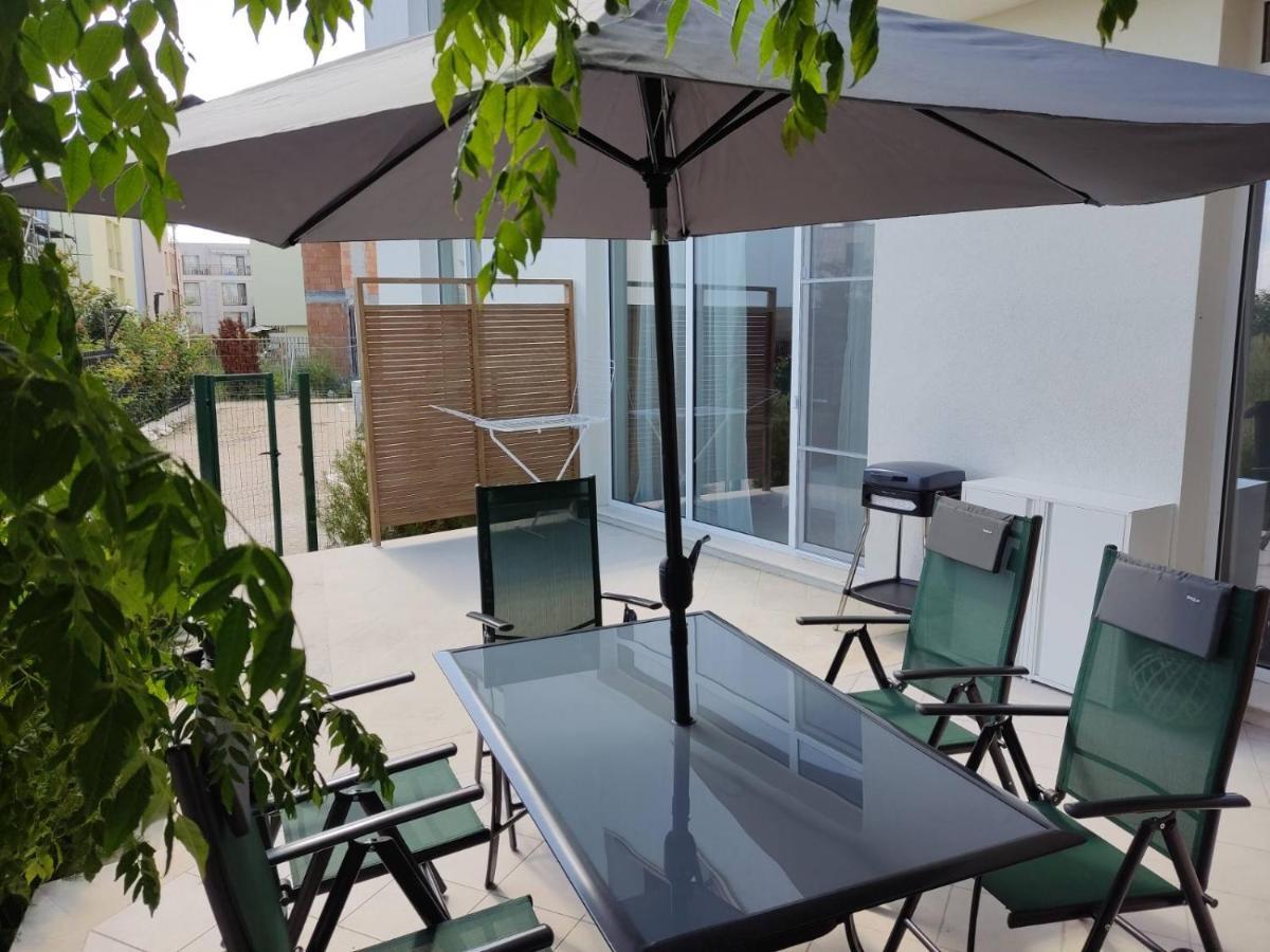 בורגאס Las Brisas Garden Apartment מראה חיצוני תמונה